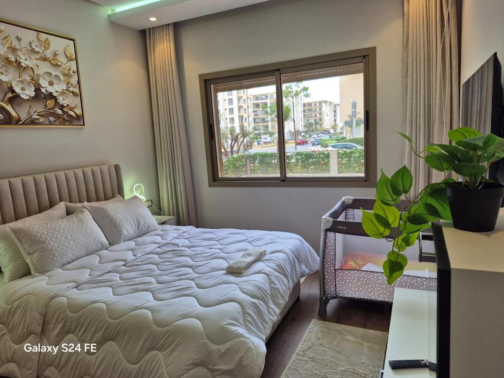 Appartement moderne 3 chambres avec balcon à Maarif