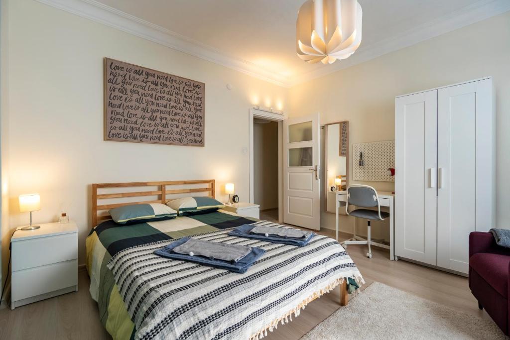 Studio 85 m² climatisé avec balcon au centre-ville de Tanger